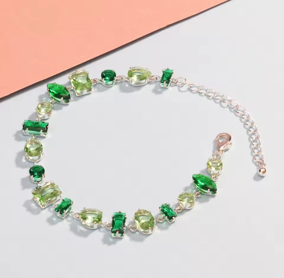 RoyalCharm™ - Tiana